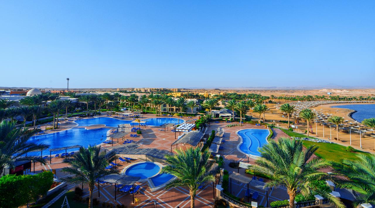 Jaz Lamaya Resort - 7.5 km 14 min from €12